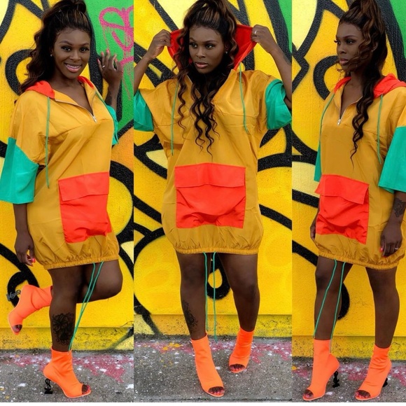 Colorblock Dress - Picture 4 of 4